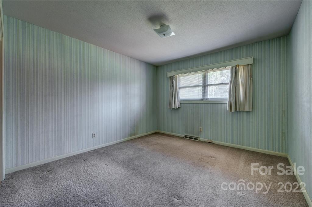 121 Airport Road Stanley, NC 28164 - Photo 19 of 26 Gallery Image 19