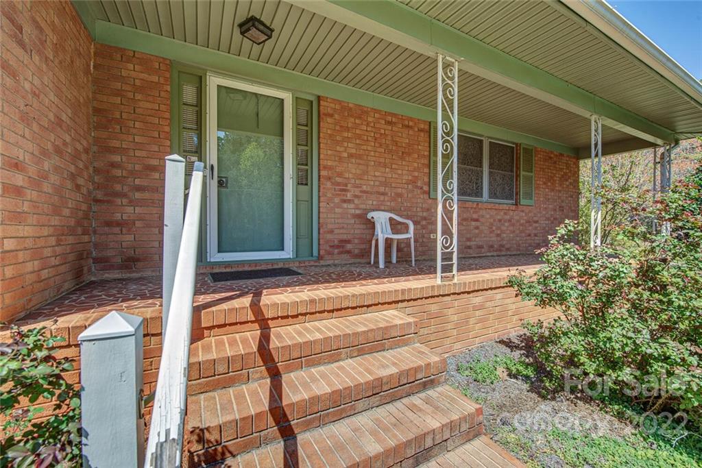 121 Airport Road Stanley, NC 28164 - Photo 3 of 26 Gallery Image 3