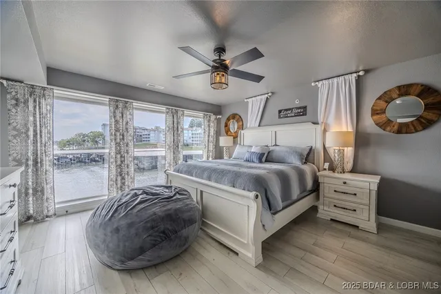 $349,000 | 442 Regatta Bay Drive, Unit 1B, Lake Ozark, MO 65049