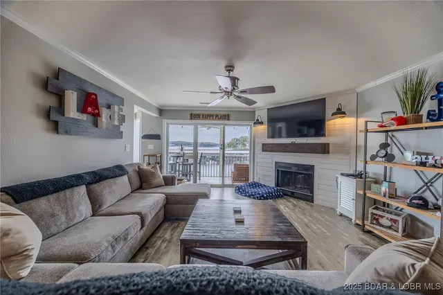 $349,000 | 442 Regatta Bay Drive, Unit 1B, Lake Ozark, MO 65049