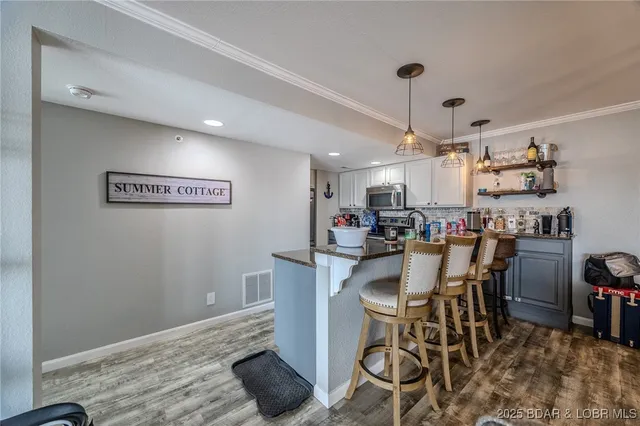 $349,000 | 442 Regatta Bay Drive, Unit 1B, Lake Ozark, MO 65049