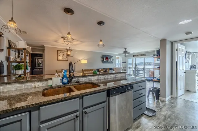 $349,000 | 442 Regatta Bay Drive, Unit 1B, Lake Ozark, MO 65049