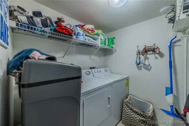 $349,000 | 442 Regatta Bay Drive, Unit 1B, Lake Ozark, MO 65049