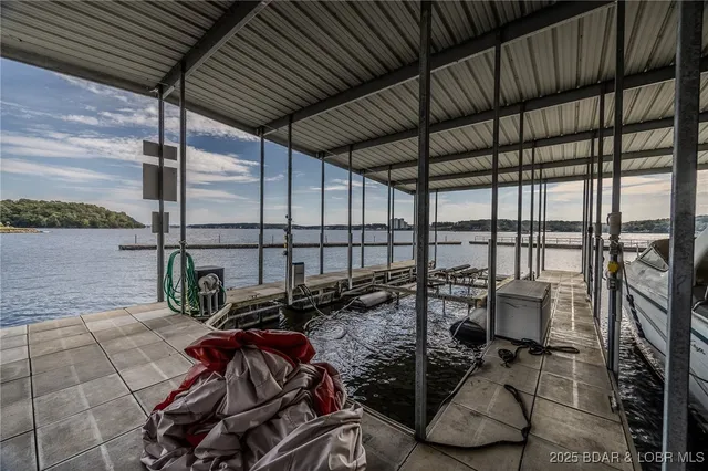 $349,000 | 442 Regatta Bay Drive, Unit 1B, Lake Ozark, MO 65049