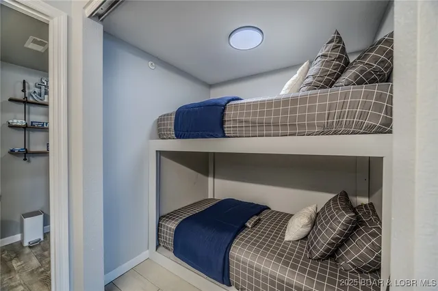 $349,000 | 442 Regatta Bay Drive, Unit 1B, Lake Ozark, MO 65049