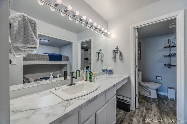 $349,000 | 442 Regatta Bay Drive, Unit 1B, Lake Ozark, MO 65049