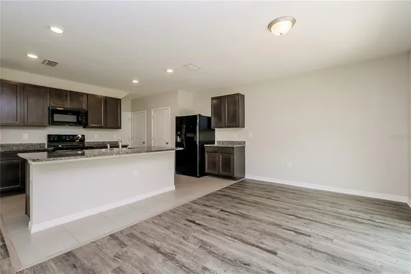 $2,295 | 4916 Willow Breeze Way, Palmetto, FL 34221