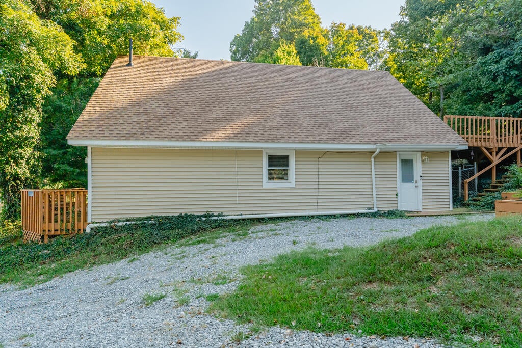 1555 Stagecoach Road Hanson, KY 42413 - Photo 12 of 54 Gallery Image 12