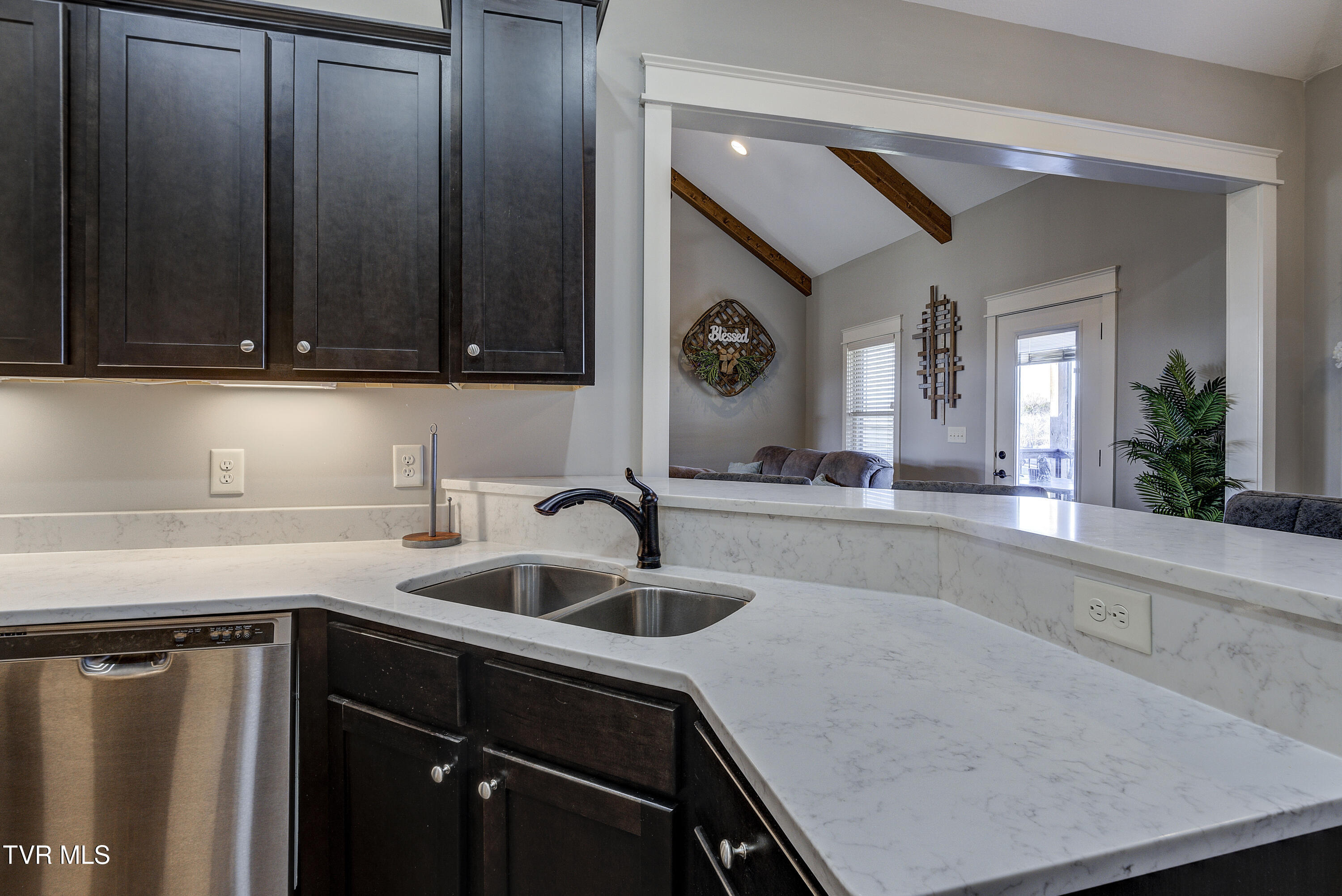 155 Rhetts Way Jonesborough, TN 37659 - Photo 22 of 71 IMG_3066