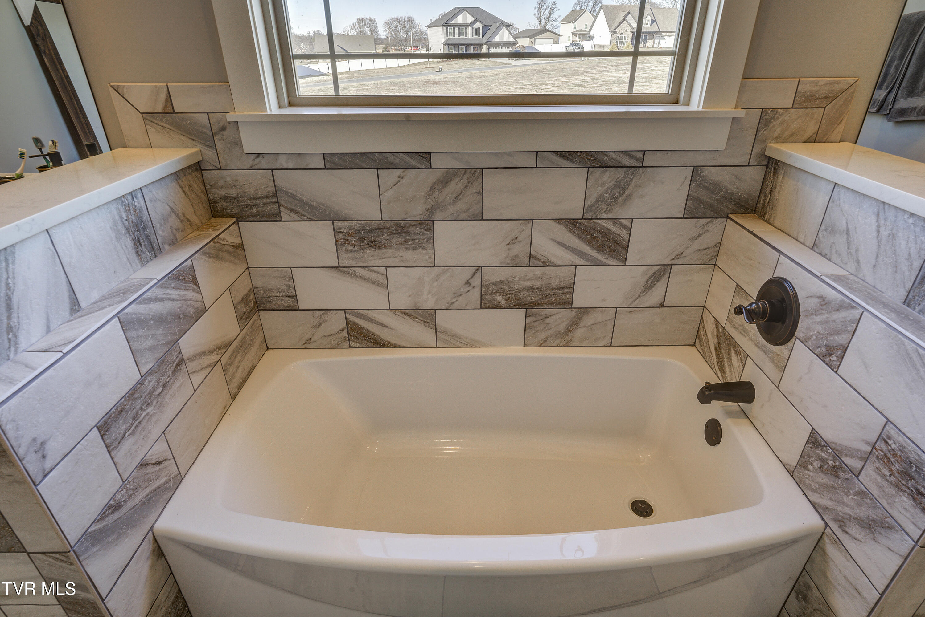 155 Rhetts Way Jonesborough, TN 37659 - Photo 37 of 71 IMG_3070