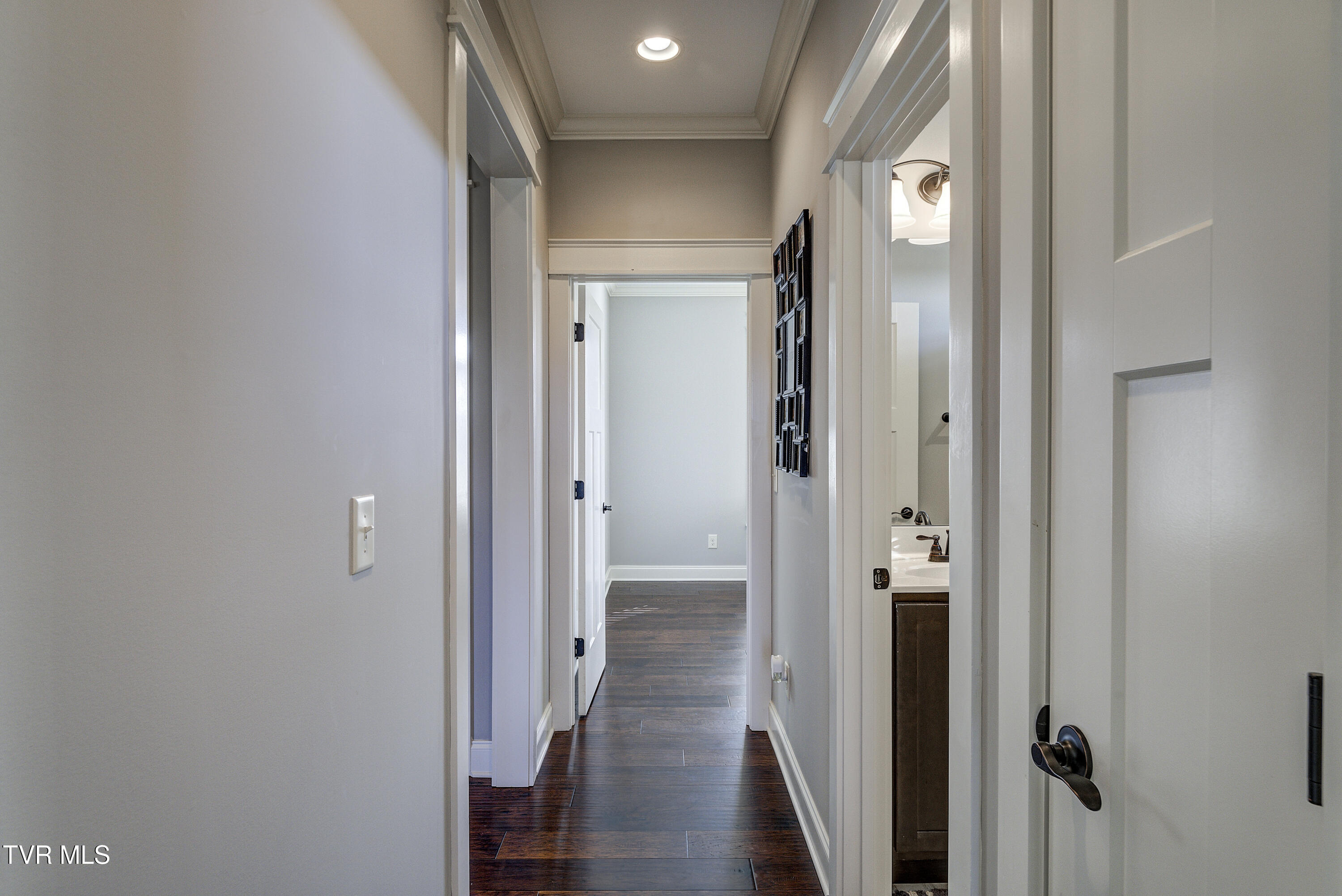 155 Rhetts Way Jonesborough, TN 37659 - Photo 38 of 71 IMG_3053