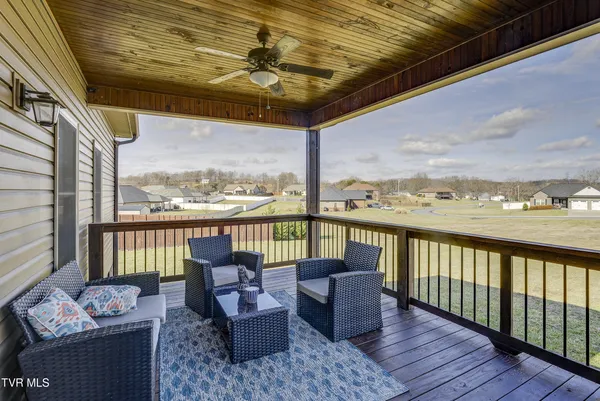 $589,900 | 155 Rhetts Way, Jonesborough, TN 37659