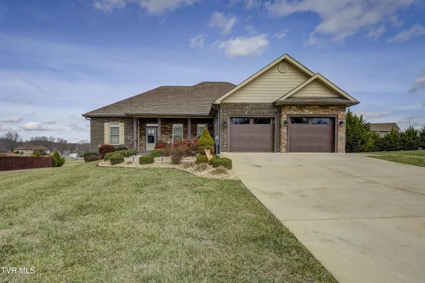 $589,900 | 155 Rhetts Way, Jonesborough, TN 37659