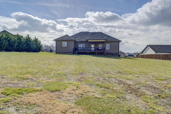 $589,900 | 155 Rhetts Way, Jonesborough, TN 37659