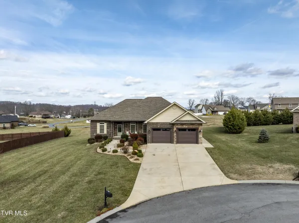 $589,900 | 155 Rhetts Way, Jonesborough, TN 37659