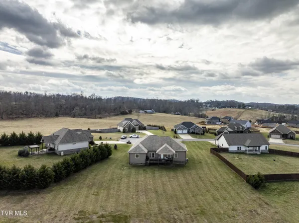 $589,900 | 155 Rhetts Way, Jonesborough, TN 37659
