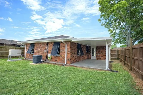 $213,000 | 113 Vista Drive, Belle Chasse, LA 70037