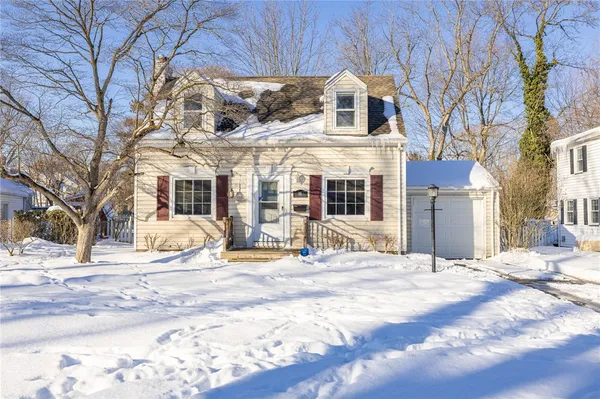 $243,500 | 18 Mareeta Road, Gates, NY 14624