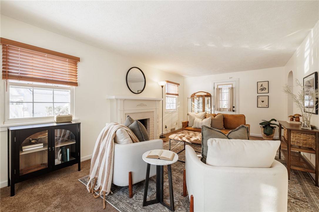 18 Mareeta Road Gates, NY 14624 - Photo 2 of 15