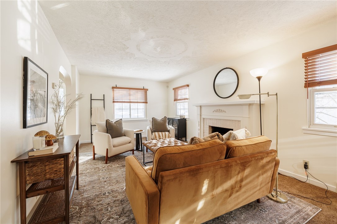 18 Mareeta Road Gates, NY 14624 - Photo 4 of 15