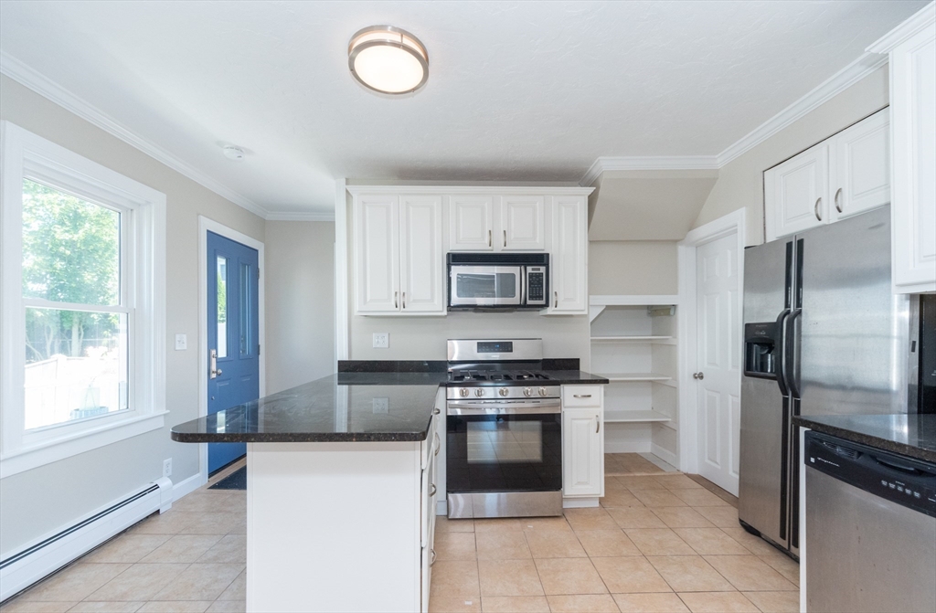 14 Fairmount Way Hull, MA 02045 - Photo 7 of 39 Gallery Image 7