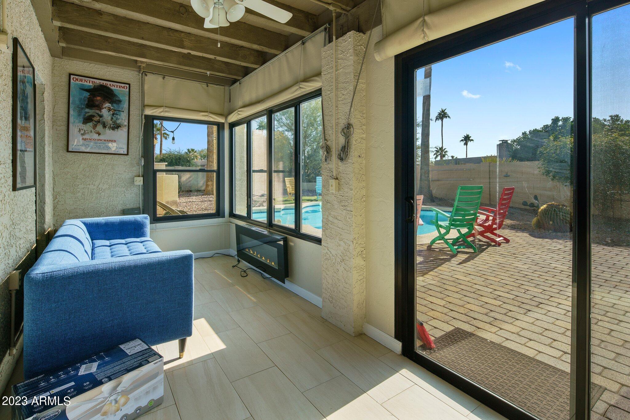6609 East Phelps Road Scottsdale, AZ 85254 - Photo 26 of 83 a balcony with furniture
