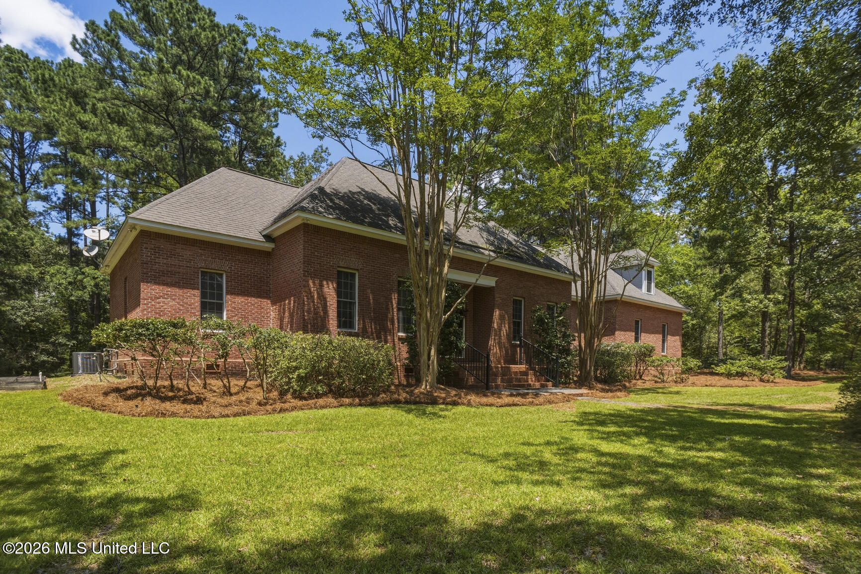131 Hunt Circle Madison, MS 39110 - Photo 2 of 50 131 Hunt Cir-44