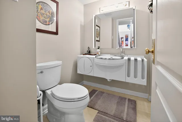 $950,000 | 301 Windy Run Road, Doylestown, PA 18901