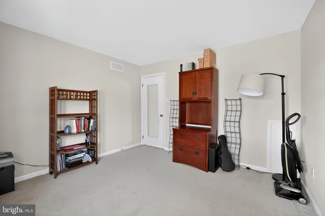 $950,000 | 301 Windy Run Road, Doylestown, PA 18901