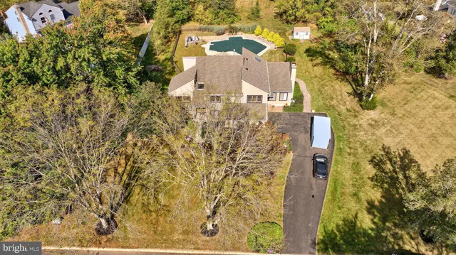 $950,000 | 301 Windy Run Road, Doylestown, PA 18901