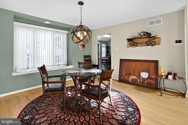 $975,000 | 301 Windy Run Road, Doylestown, PA 18901