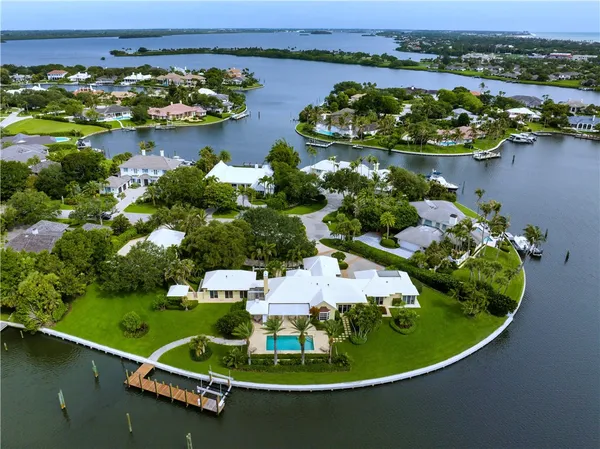 $7,800,000 | 220 Rudder Road, Vero Beach, FL 32963