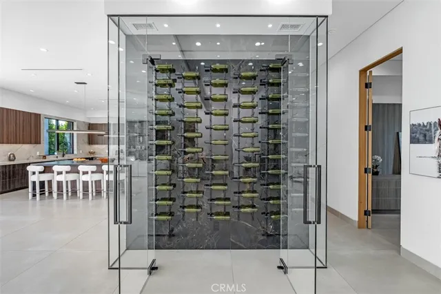 $36,500 | 13016 Chandler Boulevard, Sherman Oaks, CA 91401