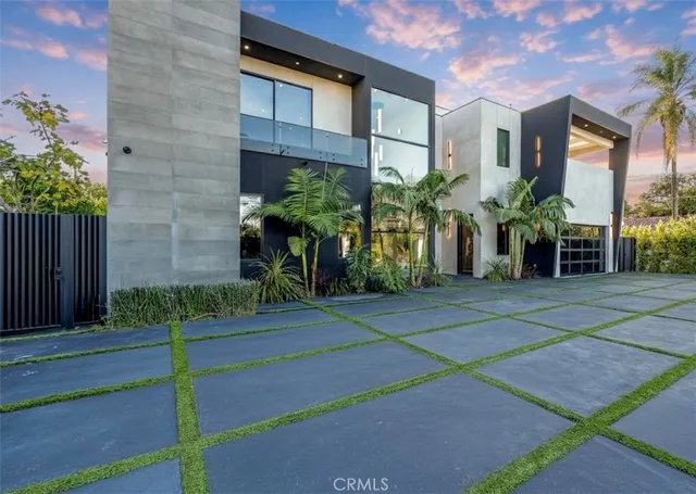 $36,500 | 13016 Chandler Boulevard, Sherman Oaks, CA 91401