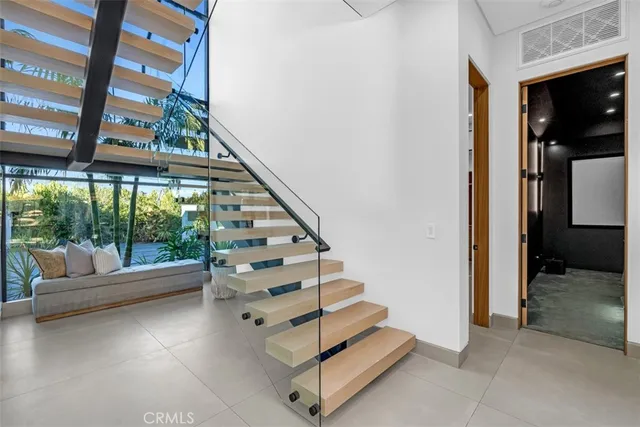 $36,500 | 13016 Chandler Boulevard, Sherman Oaks, CA 91401