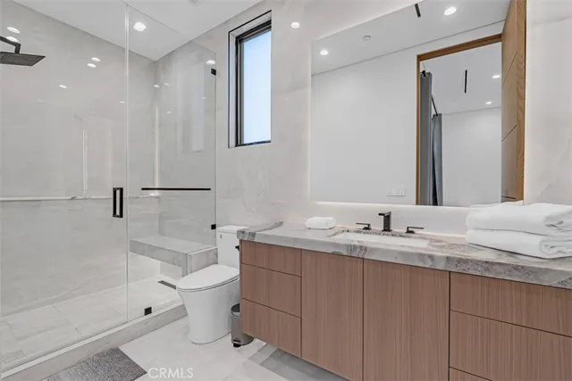 $36,500 | 13016 Chandler Boulevard, Sherman Oaks, CA 91401