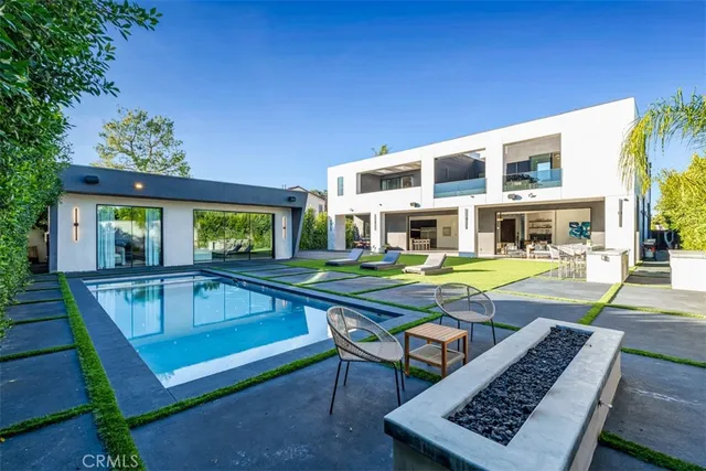 $36,500 | 13016 Chandler Boulevard, Sherman Oaks, CA 91401