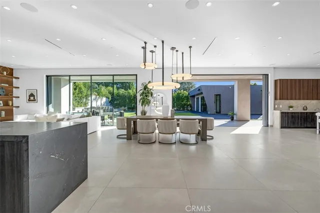 $36,500 | 13016 Chandler Boulevard, Sherman Oaks, CA 91401