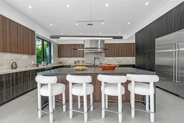 $36,500 | 13016 Chandler Boulevard, Sherman Oaks, CA 91401