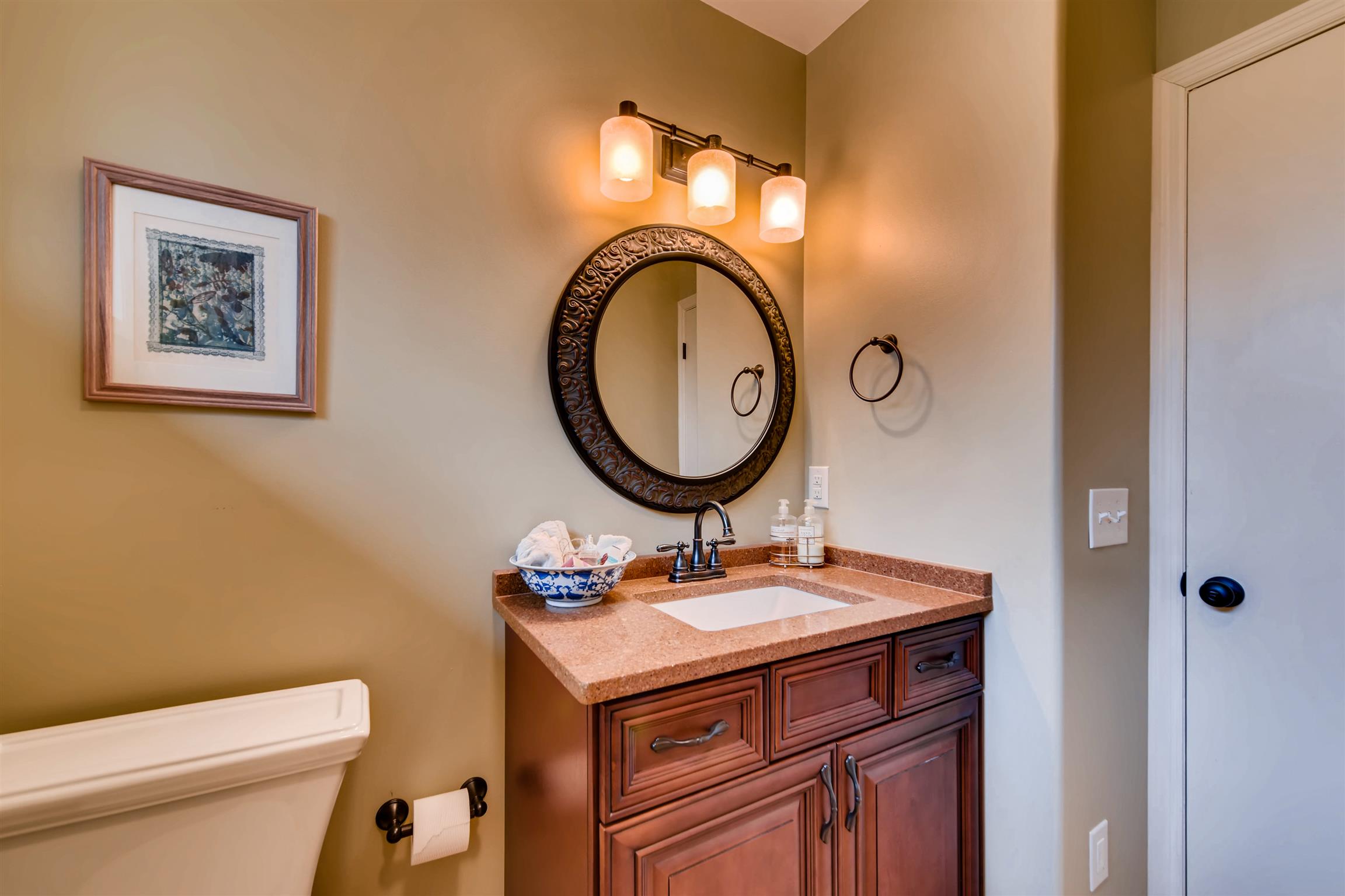 1100 Sparta Road Nashville, TN 37205 - Photo 25 of 29 a bathroom with a sink and a mirror