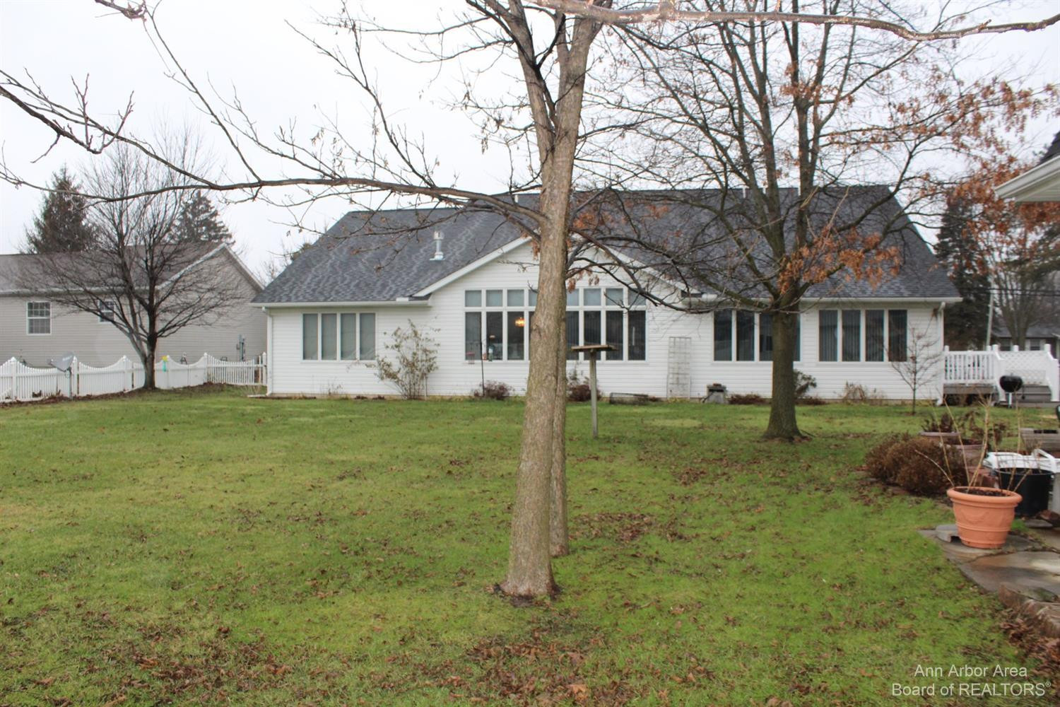 127 Redman Road Milan, MI 48160 - Photo 4 of 45 Photo 4