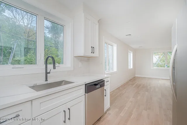 $1,480,000 | 674 Arden Avenue | Annadale