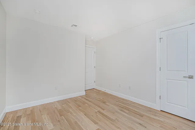 $1,480,000 | 674 Arden Avenue | Annadale