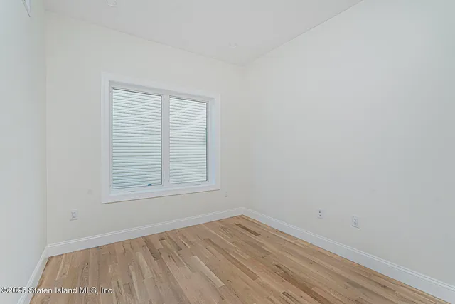 $1,480,000 | 674 Arden Avenue | Annadale