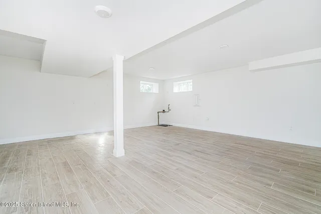 $1,480,000 | 674 Arden Avenue | Annadale