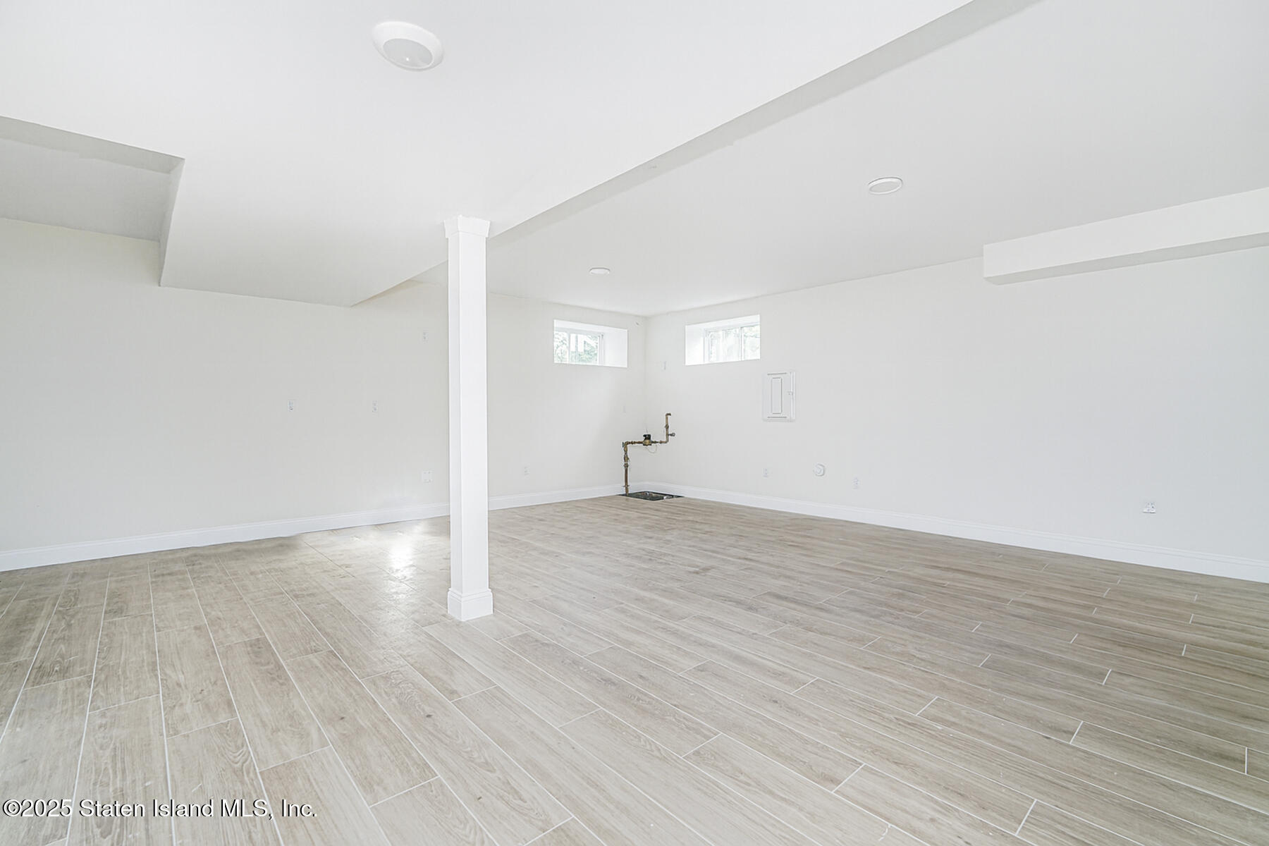 674 Arden Avenue Staten Island, NY 10312 - Photo 19 of 39 17 - Basement