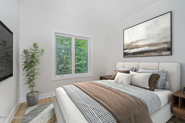 $1,480,000 | 674 Arden Avenue | Annadale