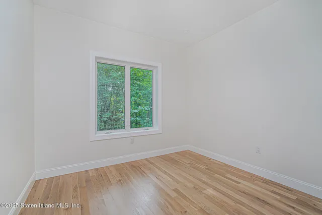 $1,480,000 | 674 Arden Avenue | Annadale