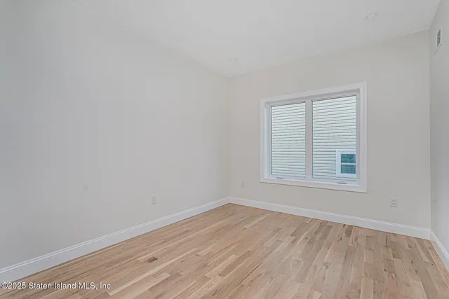 $1,480,000 | 674 Arden Avenue | Annadale