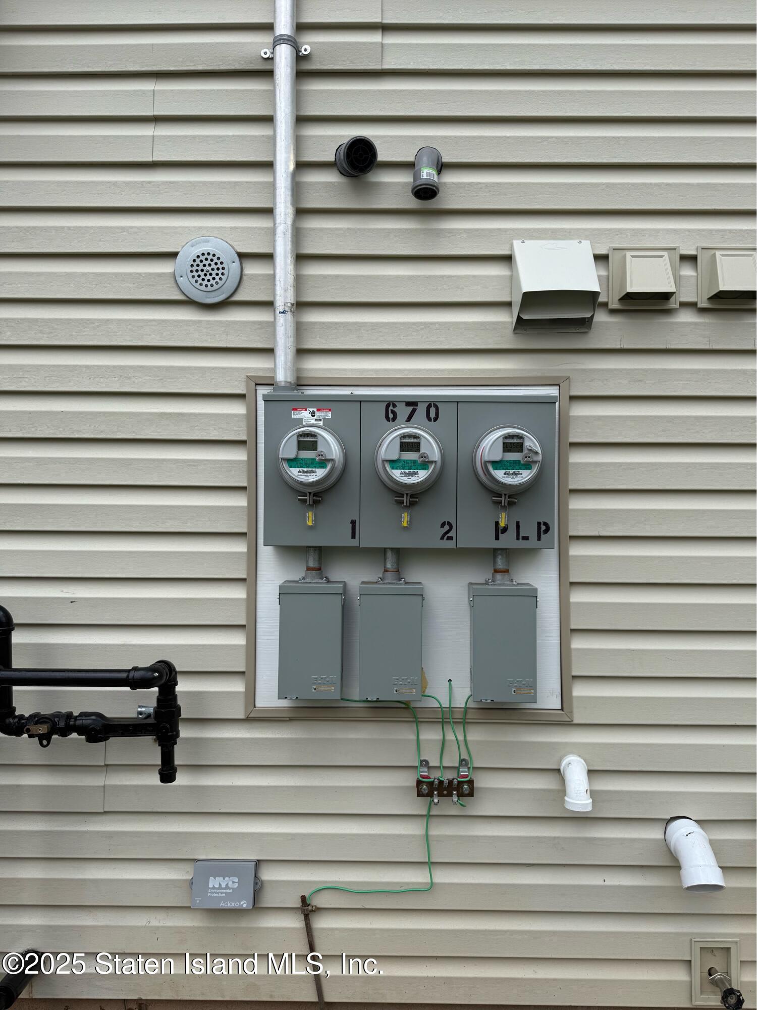 674 Arden Avenue Staten Island, NY 10312 - Photo 39 of 39 IMG_2487